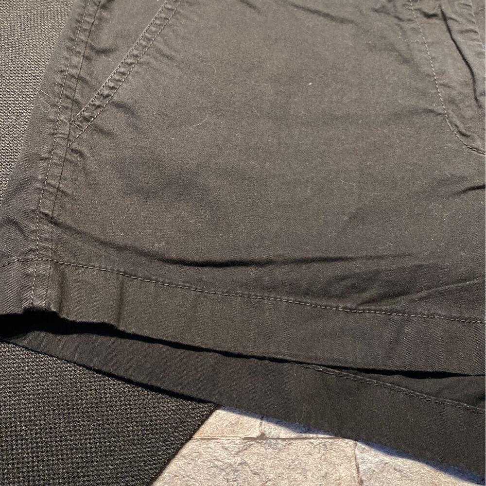 Size 8 J. Crew Chino Shorts - Picture 8 of 8